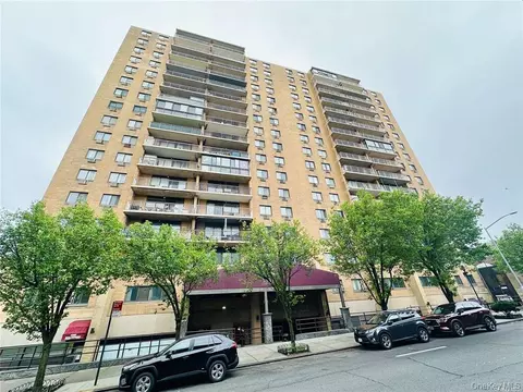 92-29 Queens Blvd #16H, New York, NY 11374