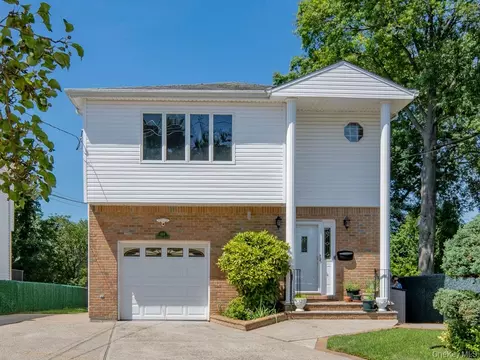 269 Marcus Ave, North Hempstead, NY 11040
