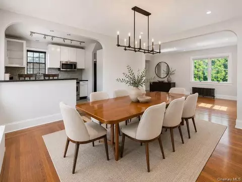 Dining - 169-56 24 Ave, New York, NY 11357 photo 2 of 2