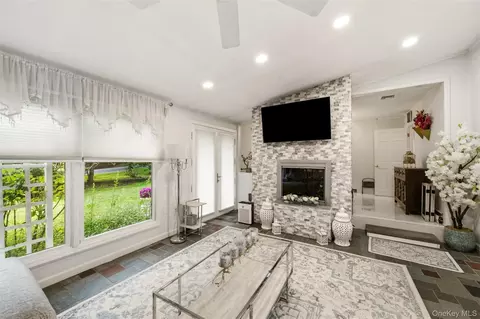 Other - 19 Eckernkamp Dr, Smithtown, NY 11787 photo 2 of 7