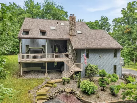 237 Jacobs Rd, Minisink, NY 10998