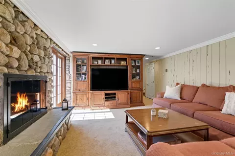 Other - 17 Willben Ln, Plainview, NY 11803 photo 4 of 4