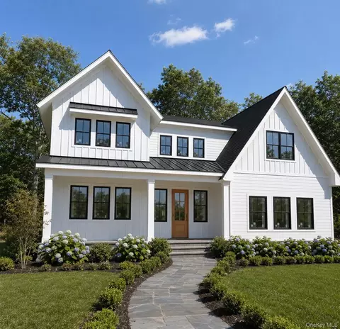 38 N Bay Ave, Eastport, NY 11941