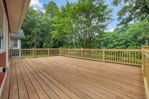 Exterior - 1945 New Hackensack Rd, La Grange, NY 12603 photo 4 of 10