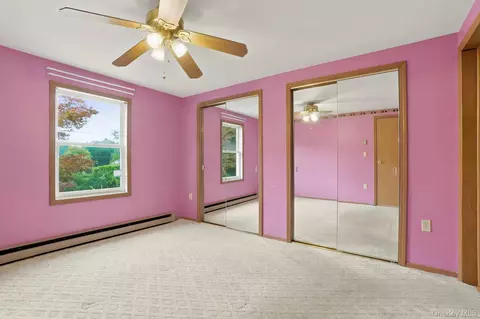 Bedroom - 86 Spackenkill Rd, Poughkeepsie, NY 12603 photo 3 of 5