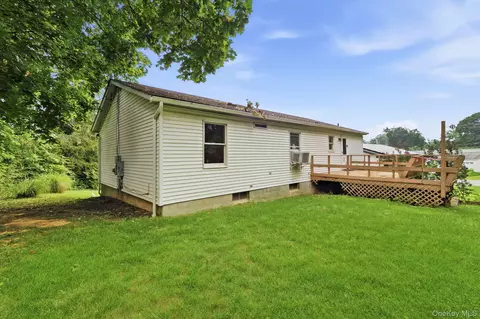 Exterior - 86 Spackenkill Rd, Poughkeepsie, NY 12603 photo 5 of 6