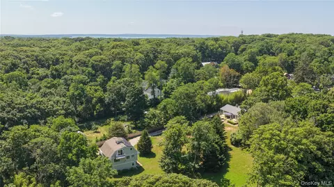 64 N Midway Rd # A, Shelter Island, NY 11964