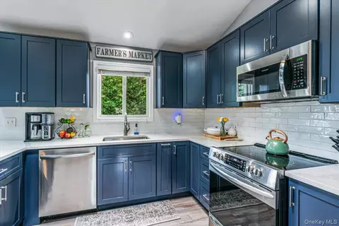 Kitchen - 4 Coleman Ave, Patchogue, NY 11772 photo 1 of 1