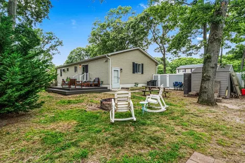 Exterior - 4 Coleman Ave, Patchogue, NY 11772 photo 6 of 8