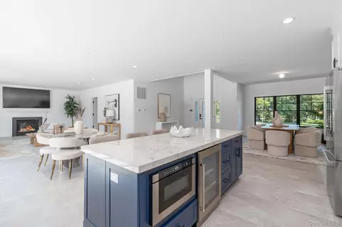 Kitchen - 2790 Stanley Rd, Mattituck, NY 11952 photo 3 of 4