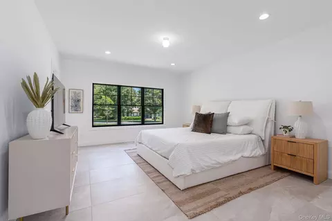 Bedroom - 2790 Stanley Rd, Mattituck, NY 11952 photo 1 of 6