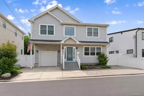 109 Kopf Rd, Bellmore, NY 11710