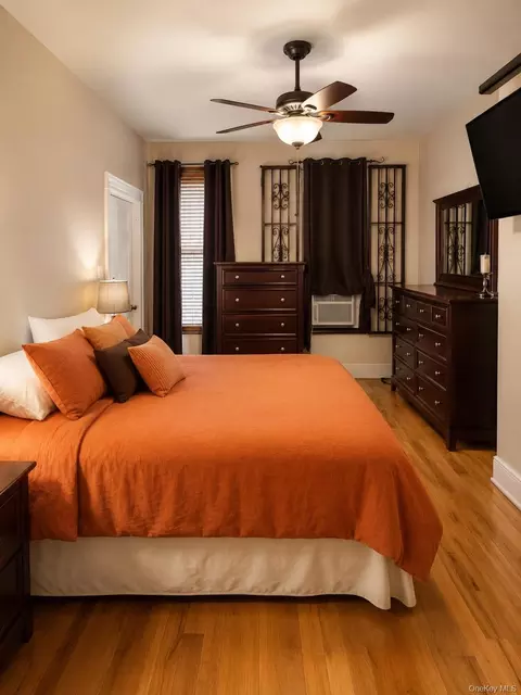 Bedroom - 554 Central Ave, Brooklyn, NY 11207 photo 1 of 1