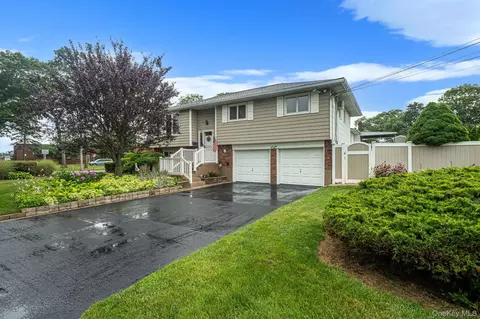 480 Fenimore Ave, North Babylon, NY 11703