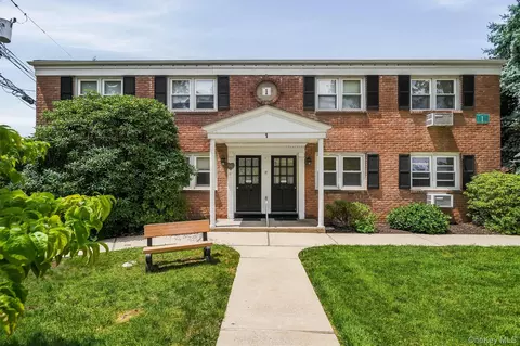 1 Normandy Vlg #1, Clarkstown, NY 10954