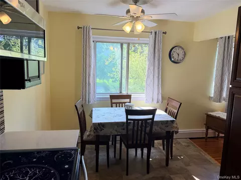 Dining - 42 Manor Dr #42, Cornwall, NY 12518 photo 1 of 2