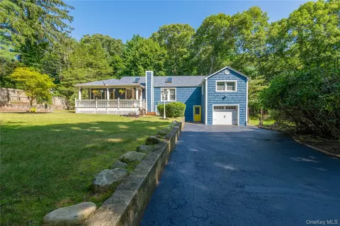 5 Cedar Grove Ter, Middle Island, NY 11953