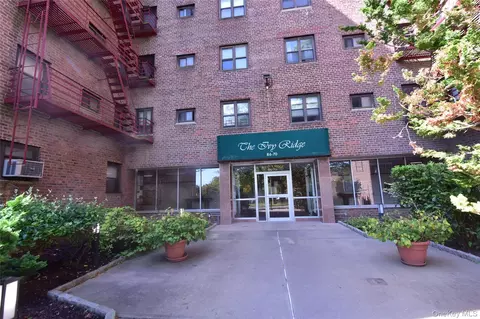 86-70 Francis Lewis Blvd #B51, New York, NY 11427