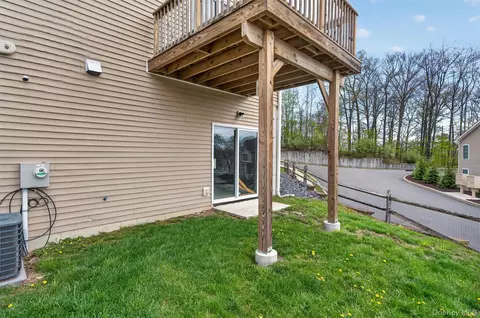 Exterior - 35 Pinto Rd E, Middletown, NY 10941 photo 7 of 7