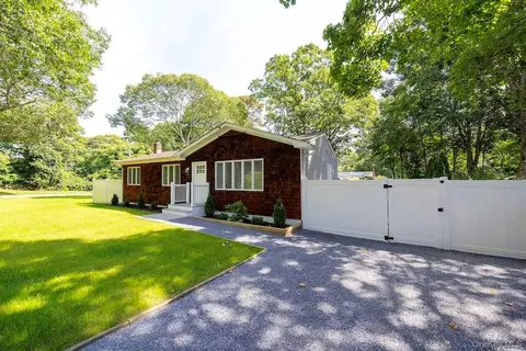 Exterior - 18 Easterly Rd, Hampton Bays, NY 11946 photo 16 of 16