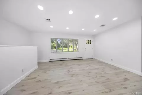 Living - 18 Easterly Rd, Hampton Bays, NY 11946 photo 3 of 6