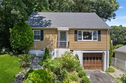 161 Harding Dr, New Rochelle, NY 10801
