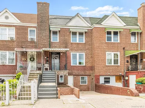 2803 Gunther Ave, New York, NY 10469