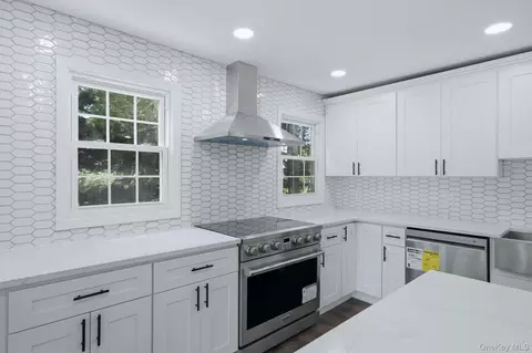 Kitchen - 83 Smith Rd, La Grange, NY 12603 photo 3 of 4
