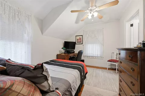 Bedroom - 68 Jayne Ave, Patchogue, NY 11772 photo 4 of 4