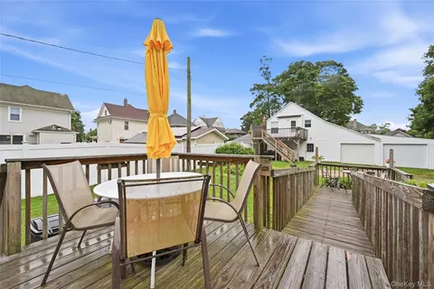 Exterior - 68 Jayne Ave, Patchogue, NY 11772 photo 4 of 4