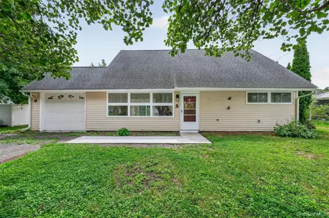 38 Indian Springs Ln, Kingston, NY 12401