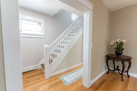 Entry Way - 1217 Jackson St, Peekskill, NY 10566 photo 2 of 3