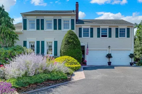 4394 Merrick Rd, Massapequa, NY 11758