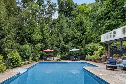 Exterior - 541 E Mountain Rd N, Philipstown, NY 10516 photo 6 of 11