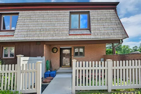 9 Heritage Dr #A, Clarkstown, NY 10956