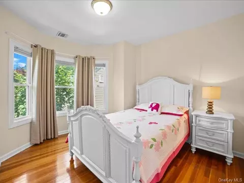 Bedroom - 283 Harrison Ave, Harrison, NY 10528 photo 2 of 6