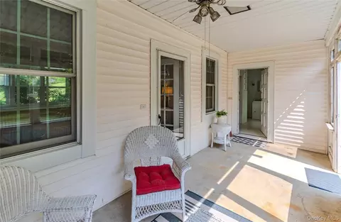 Exterior - 250 Old St Rte 32, Cornwall, NY 10930 photo 9 of 12