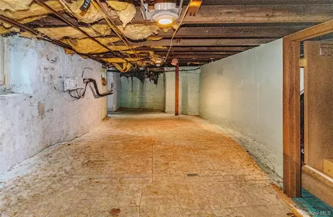 Entry Way - 250 Old St Rte 32, Cornwall, NY 10930 photo 2 of 2