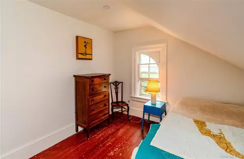 Bedroom - 250 Old St Rte 32, Cornwall, NY 10930 photo 5 of 9