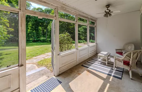 Exterior - 250 Old St Rte 32, Cornwall, NY 10930 photo 8 of 12