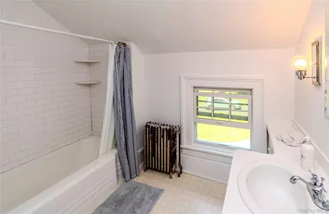 Bath - 250 Old St Rte 32, Cornwall, NY 10930 photo 1 of 3