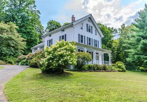 Exterior - 250 Old St Rte 32, Cornwall, NY 10930 photo 6 of 12