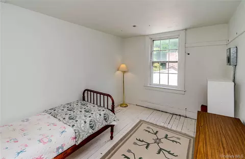 Bedroom - 250 Old St Rte 32, Cornwall, NY 10930 photo 8 of 9