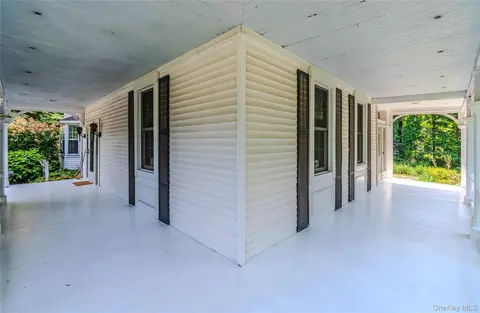 Exterior - 250 Old St Rte 32, Cornwall, NY 10930 photo 11 of 12