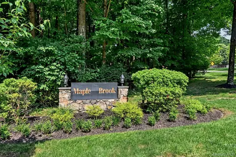 210 Sandpiper Ct #210, Yorktown, NY 10598