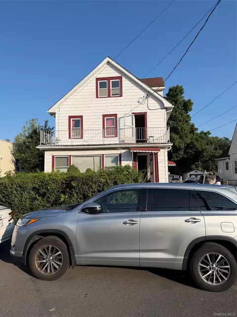 69 Pleasant St, New Rochelle, NY 10801