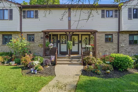 267 Village Ct, Kingston, NY 12401
