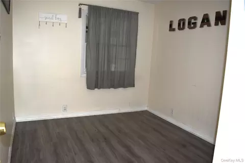 Bedroom - 14 Perry Rd, Cornwall, NY 12518 photo 2 of 2