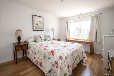 Bedroom - 66 Tee Ln, Red Hook, NY 12571 photo 2 of 2