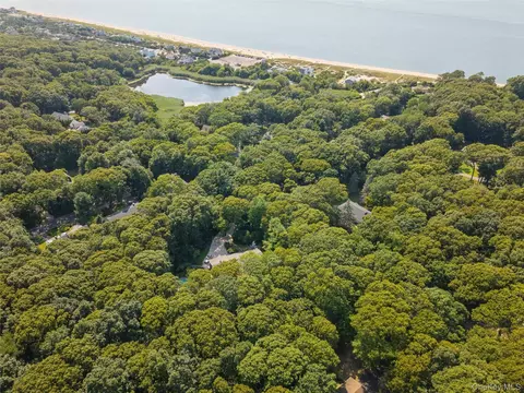13260 Soundview Ave, Southold, NY 11971